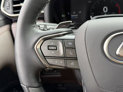 New 2026 Lexus LX 600 4WD w/ Luxury Package image 19