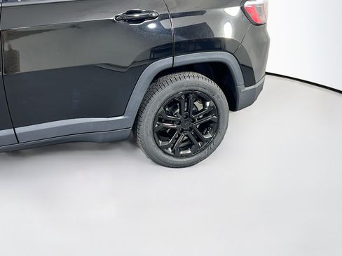 Used 2022 Jeep Compass Limited AWD/4WD image 28
