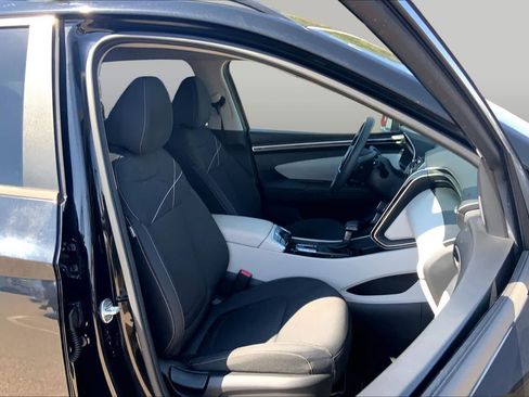 Used 2022 Hyundai Tucson SEL FWD image 9