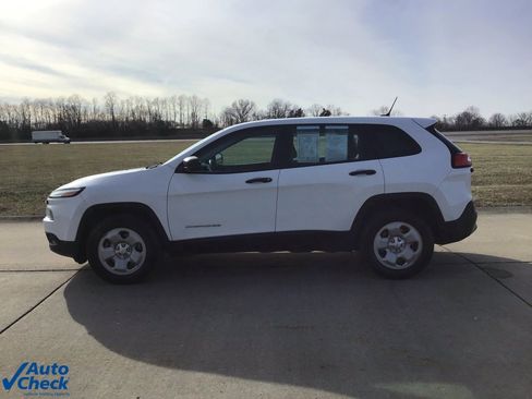 Used 2017 Jeep Cherokee Sport w/ Safety Group image 8