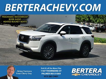 Used 2024 Nissan Pathfinder SL w/ SL Premium Package