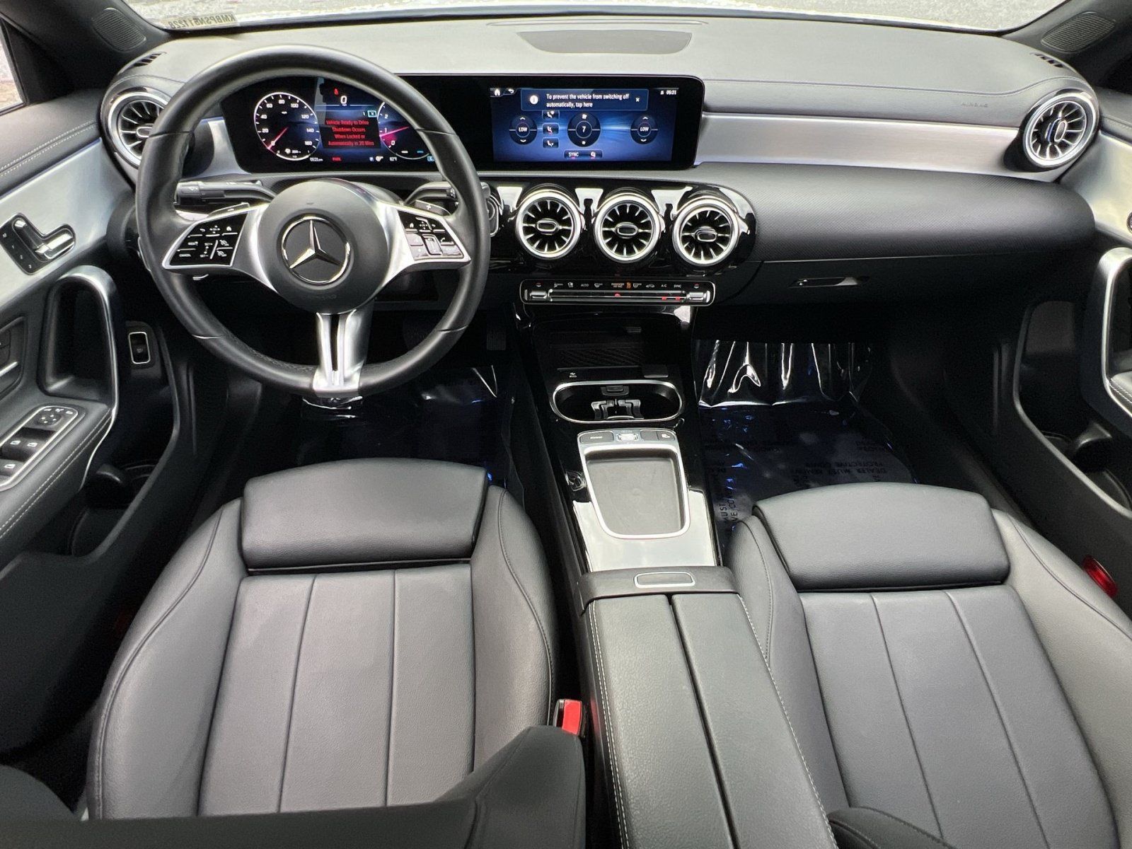 Used 2025 Mercedes-Benz CLA 250 4MATIC image 28