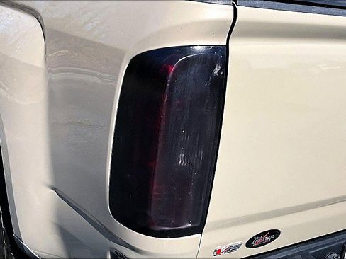 Used 2022 GMC Canyon AT4 w/ Driver Alert Package AWD/4WD image 31