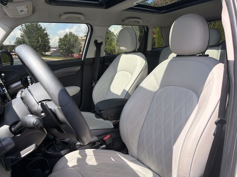 Used 2024 MINI Cooper S w/ Signature Upholstery Package FWD image 7
