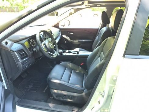 Used 2023 Nissan Rogue SV w/ SV Premium B Package AWD/4WD image 23