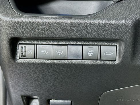 Used 2020 Toyota RAV4 XSE image 17