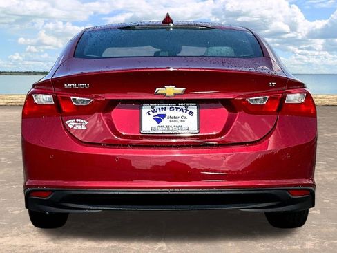 Used 2018 Chevrolet Malibu LT w/ Leather Package image 7