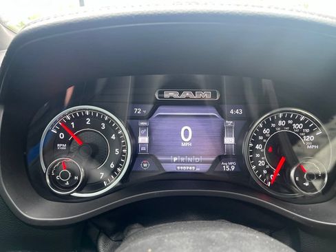 Used 2019 RAM 1500 Laramie AWD/4WD image 7