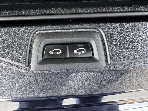 Used 2023 BMW X7 xDrive40i image 14