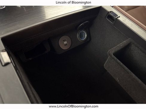 Certified 2025 Lincoln Aviator Reserve w/ Illumination Package image 49