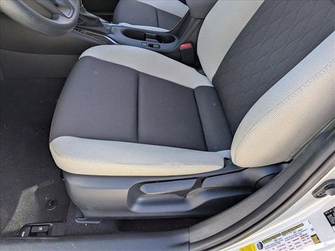 New 2025 Toyota Corolla LE image 4