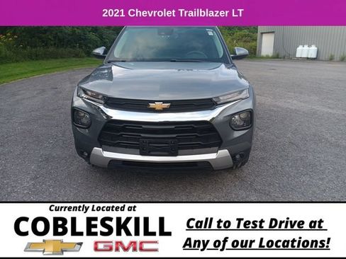 Used 2021 Chevrolet TrailBlazer LT w/ Convenience Package AWD/4WD image 10
