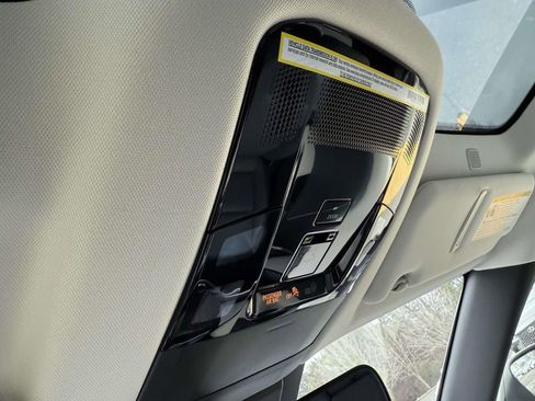 Used 2024 Lexus RZ 300e Premium w/ Accessory Package (Z1) image 27