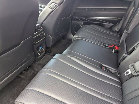 Used 2024 Genesis GV80 2.5T image 15