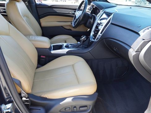 Used 2015 Cadillac SRX Luxury w/ Driver Awareness Package image 12