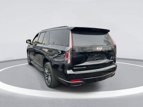 Used 2022 Cadillac Escalade ESV Sport image 7