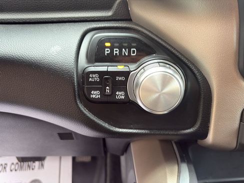 Used 2021 RAM 1500 Laramie AWD/4WD image 17