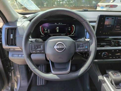 New 2026 Nissan Pathfinder SL FWD image 13