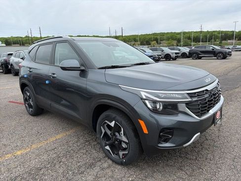 New 2026 Kia Seltos S AWD/4WD image 1