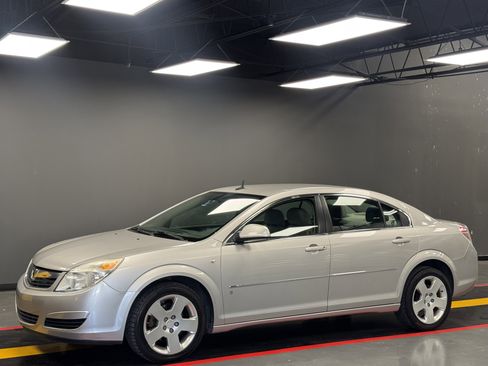 Used 2007 Saturn Aura XE image 1
