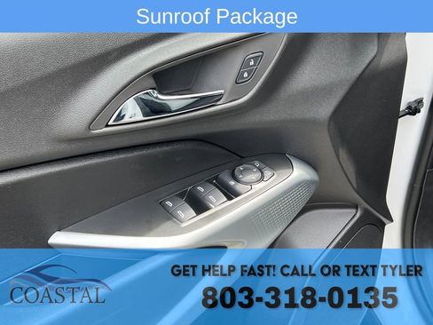 Used 2026 Chevrolet Trax RS w/ Sunroof Package image 8
