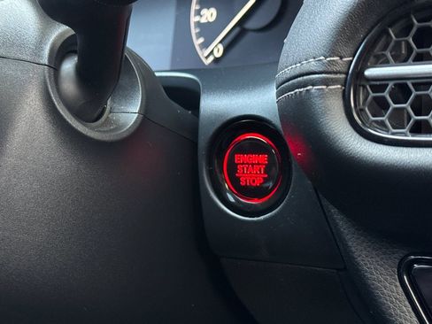 Used 2024 Honda HR-V EX-L image 33