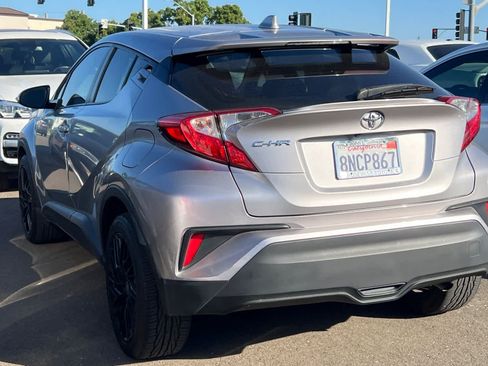 Used 2019 Toyota C-HR LE FWD image 6