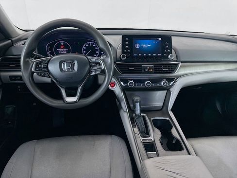 Certified 2018 Honda Accord LX image 21