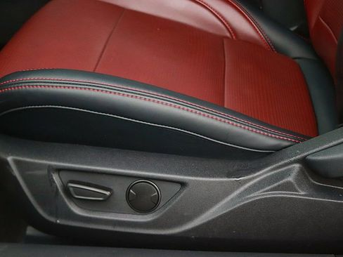 Used 2025 Ford Mustang GT Premium RWD image 16