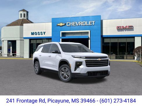 New 2026 Chevrolet Traverse LT w/ Driver Confidence Package image 1