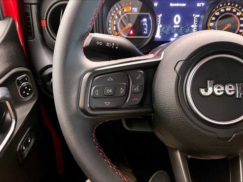 Used 2024 Jeep Wrangler Unlimited Rubicon w/ XTREMEE 35" Tire Package image 21