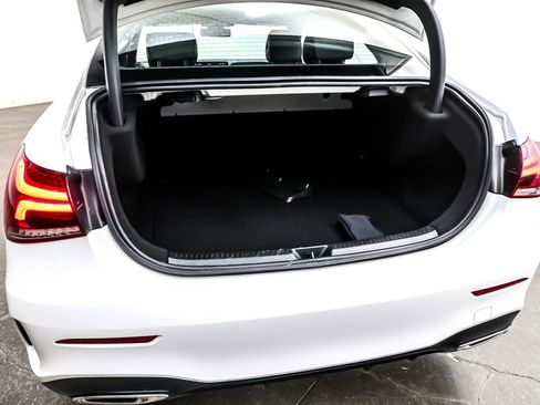 Used 2022 Mercedes-Benz A 220 image 23