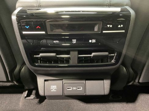 Certified 2023 Acura MDX SH-AWD image 25