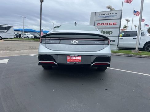 Used 2025 Hyundai Sonata SEL image 15