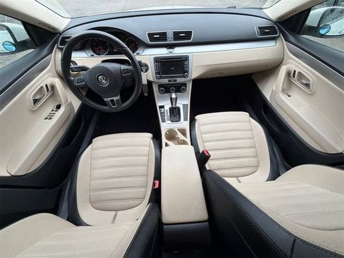 Used 2012 Volkswagen CC Sport image 18