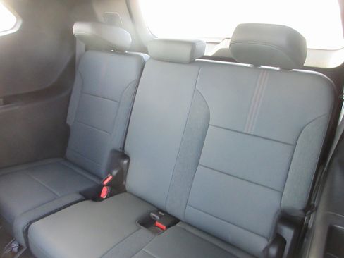 New 2026 GMC Acadia AT4 image 15