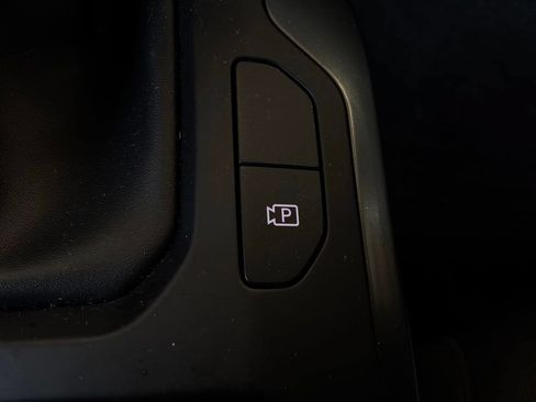 Used 2025 Kia K4 FWD image 24