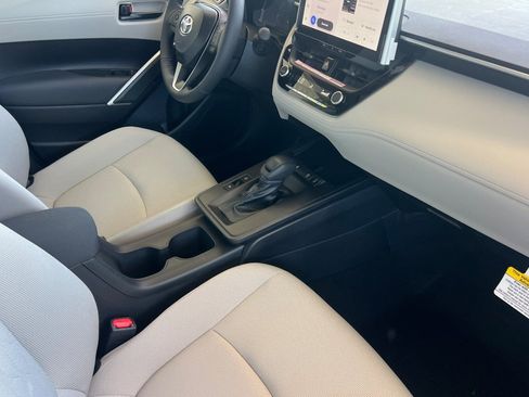 New 2026 Toyota Corolla Cross LE image 18