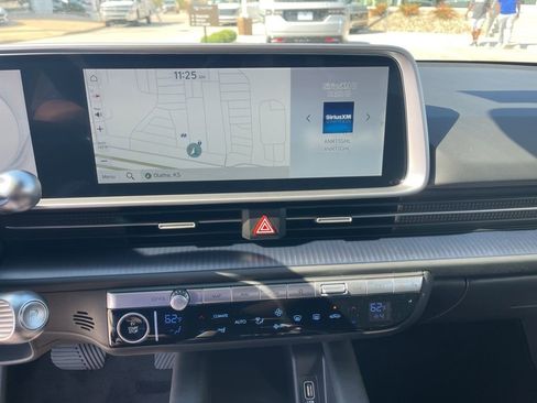 New 2025 Hyundai Ioniq 6 SE image 27