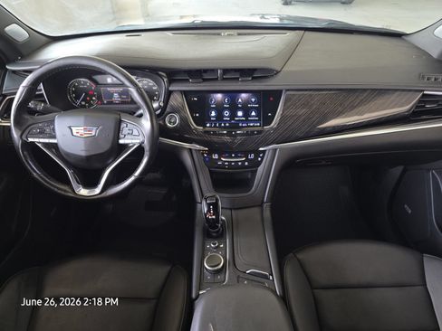 Used 2020 Cadillac XT6 Premium Luxury FWD image 13