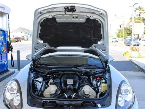 Used 2016 Porsche Panamera image 39