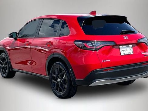 Used 2024 Honda HR-V Sport image 4