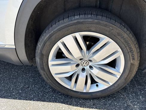 Used 2019 Volkswagen Atlas SEL Premium AWD/4WD image 19