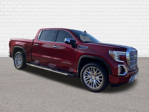 Used 2022 GMC Sierra 1500 Denali w/ Driver Alert Package II AWD/4WD image 1