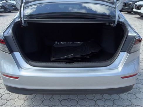 Used 2025 Honda Accord LX image 17