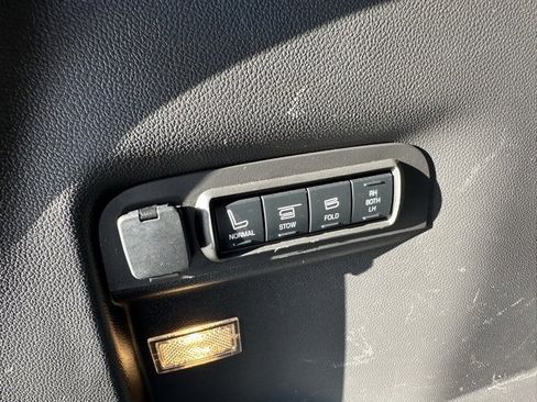 Used 2015 Ford Explorer Sport w/ Equipment Group 401A image 22