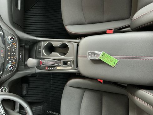 Used 2024 Chevrolet Equinox RS image 11