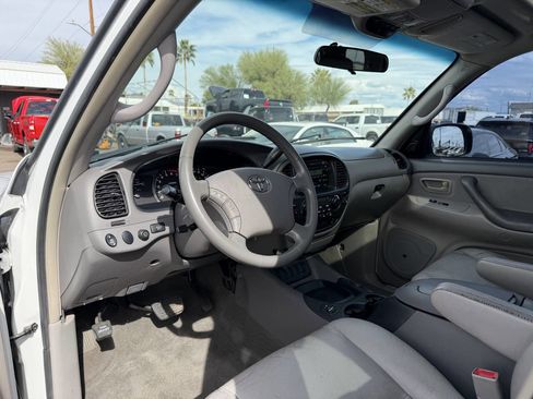 Used 2007 Toyota Sequoia SR5 image 15