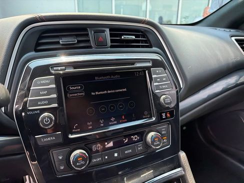 Certified 2022 Nissan Maxima SR w/ Sport Mat Group FWD image 8