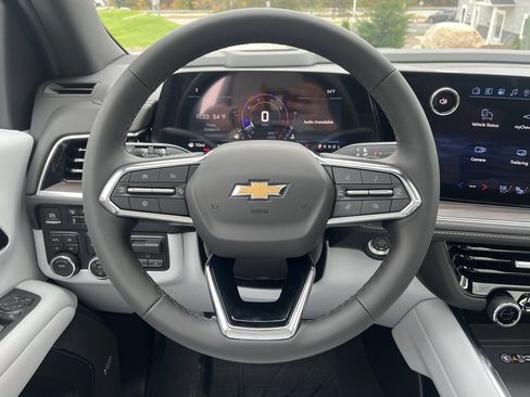 New 2026 Chevrolet Suburban Premier w/ Sun And Tow Package image 27